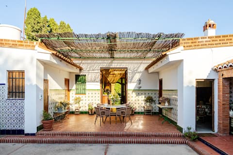 Masía San Juan - Valencian Charm with a Pool