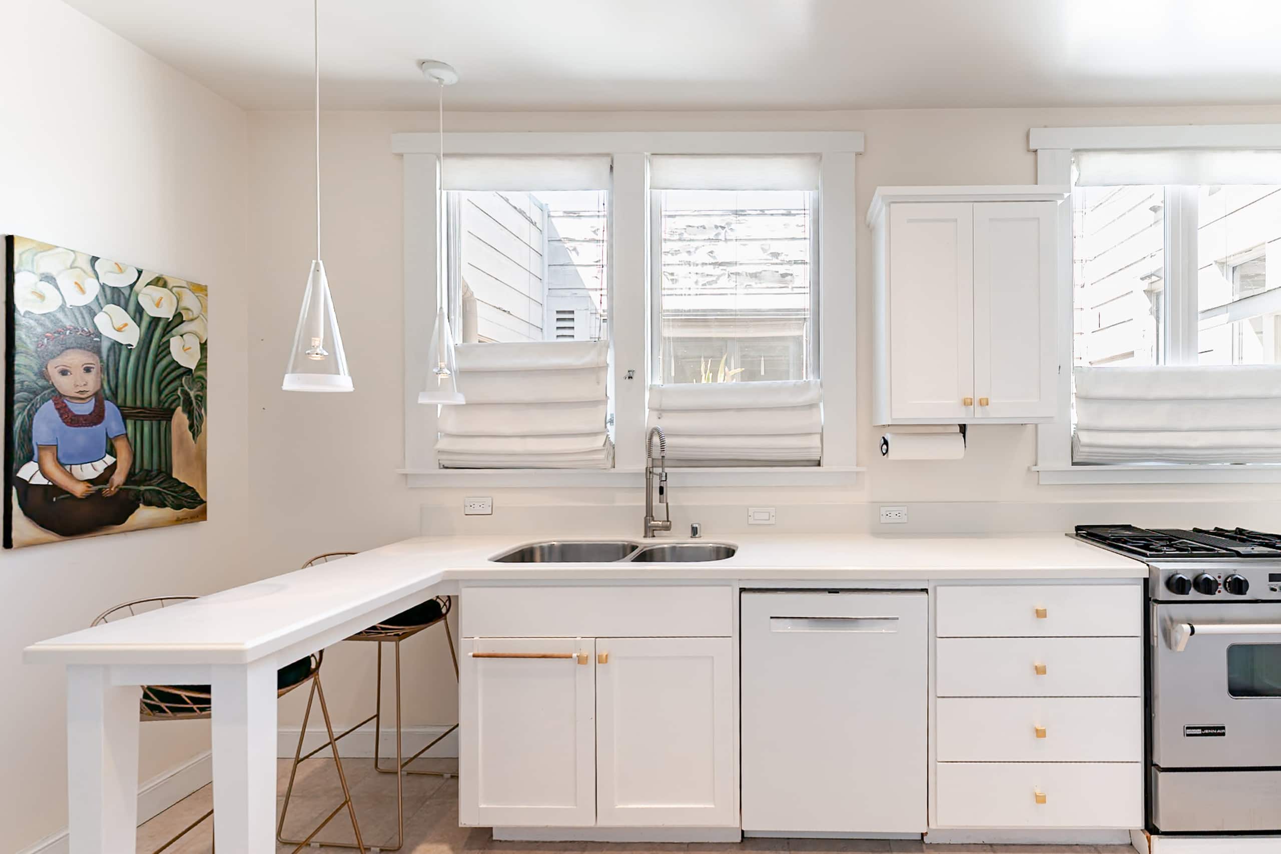 Townhouse in San Francisco · ★4.87 · 2 bedrooms · 2 beds · 1.5 baths - Image 12
