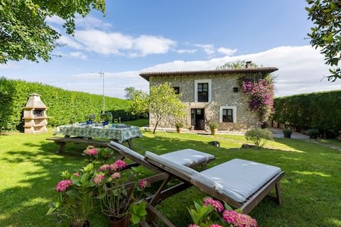 La Casa del Güelu. It will captivate you.