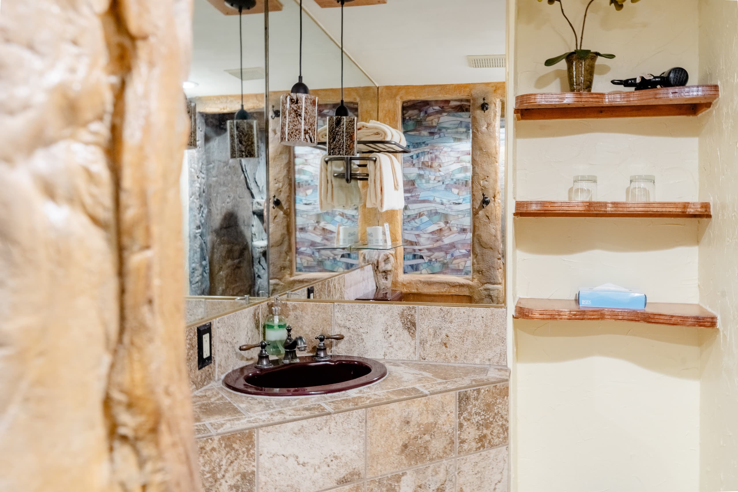 Nature lodge in Volcano · ★4.86 · 1 bedroom · 1 bed · 1 private bath - Image 7