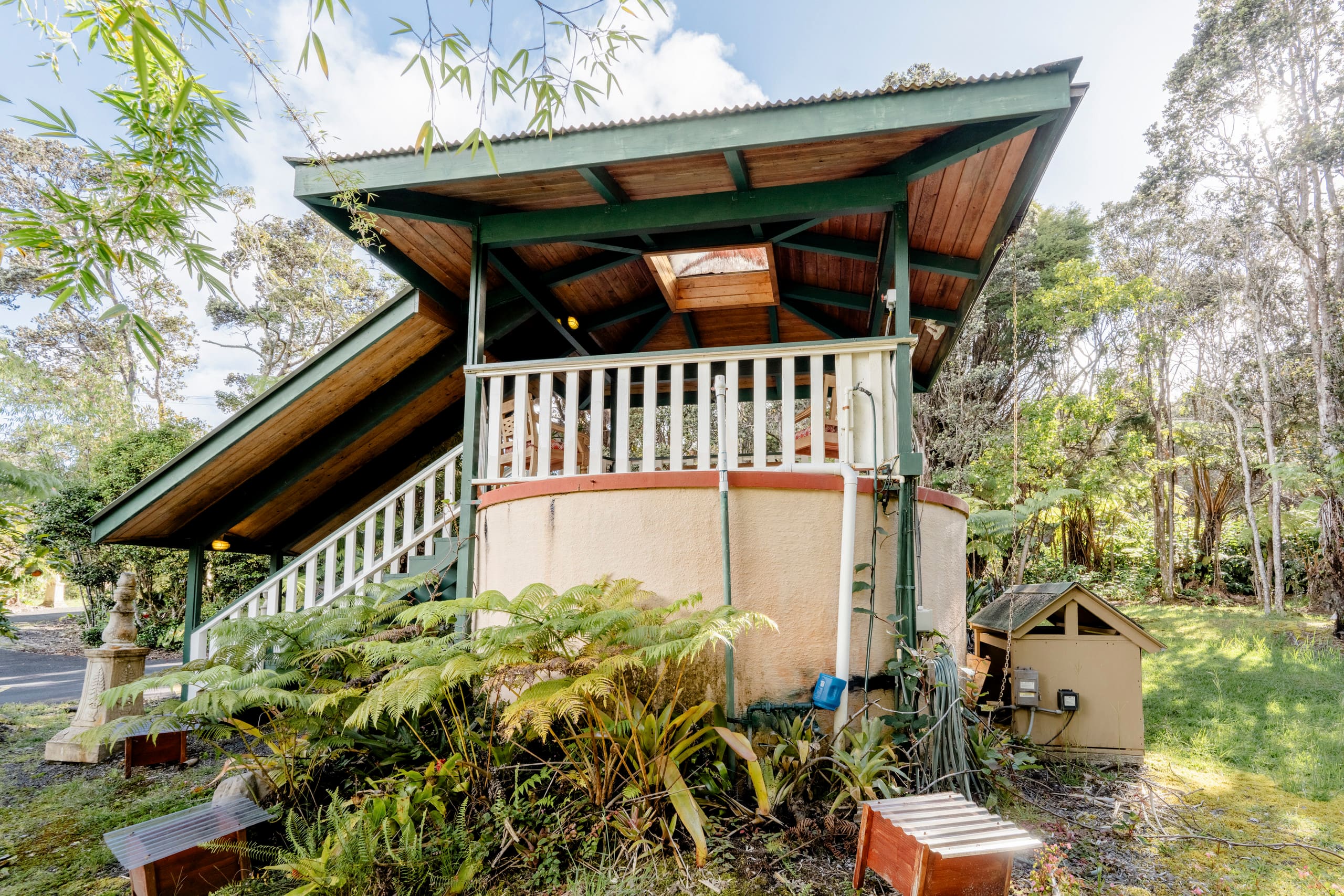 Nature lodge in Volcano · ★4.86 · 1 bedroom · 1 bed · 1 private bath - Image 17