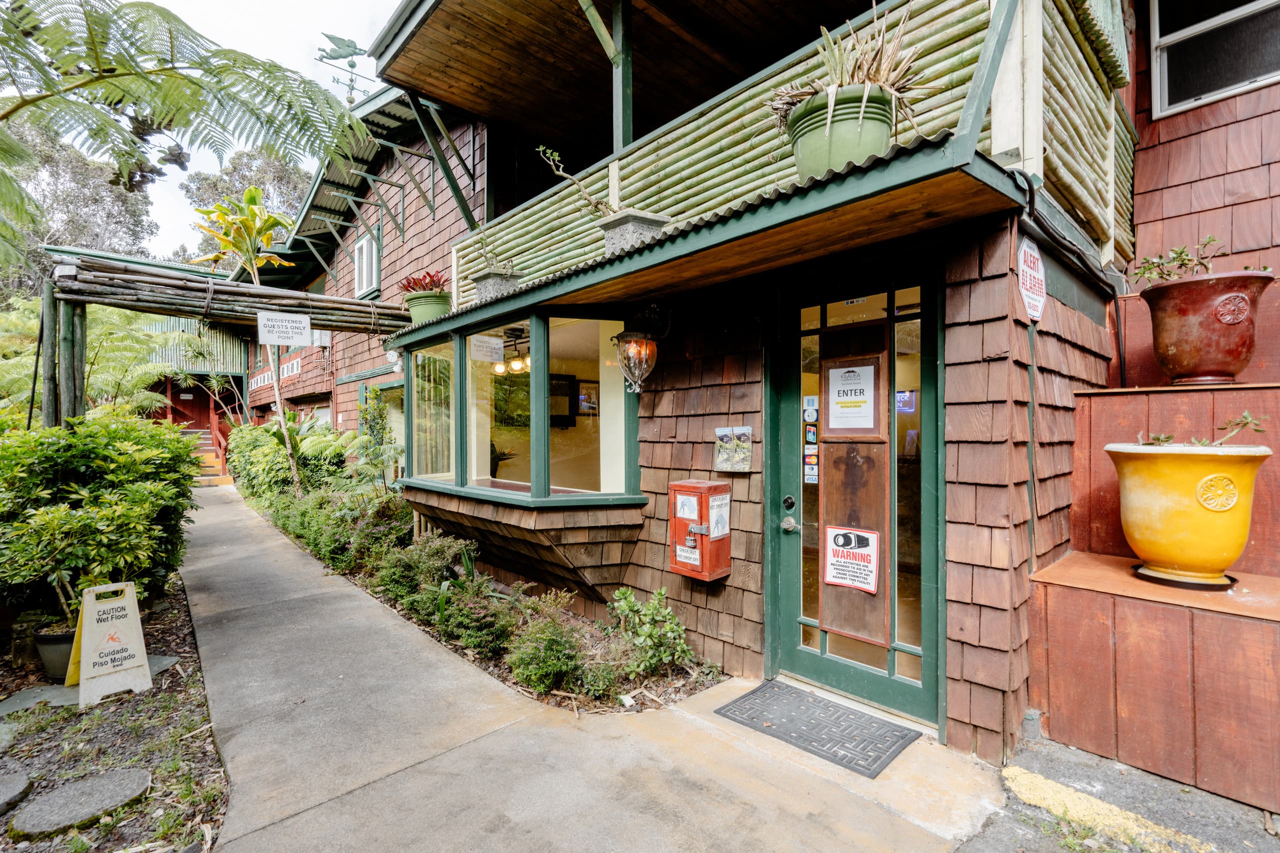 Nature lodge in Volcano · ★4.86 · 1 bedroom · 1 bed · 1 private bath - Image 26