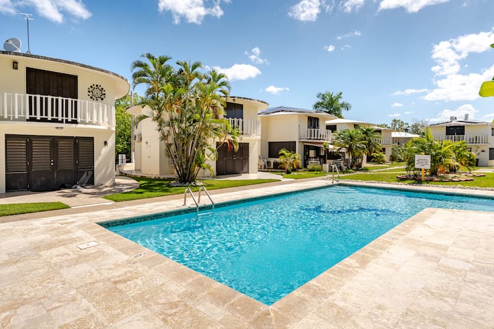 Tropical Cabo Rojo Villa Steps From Beach And Pool