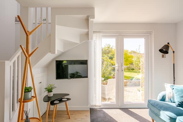 Contemporary And Detached, Beautiful Garden Views - Barnstaple