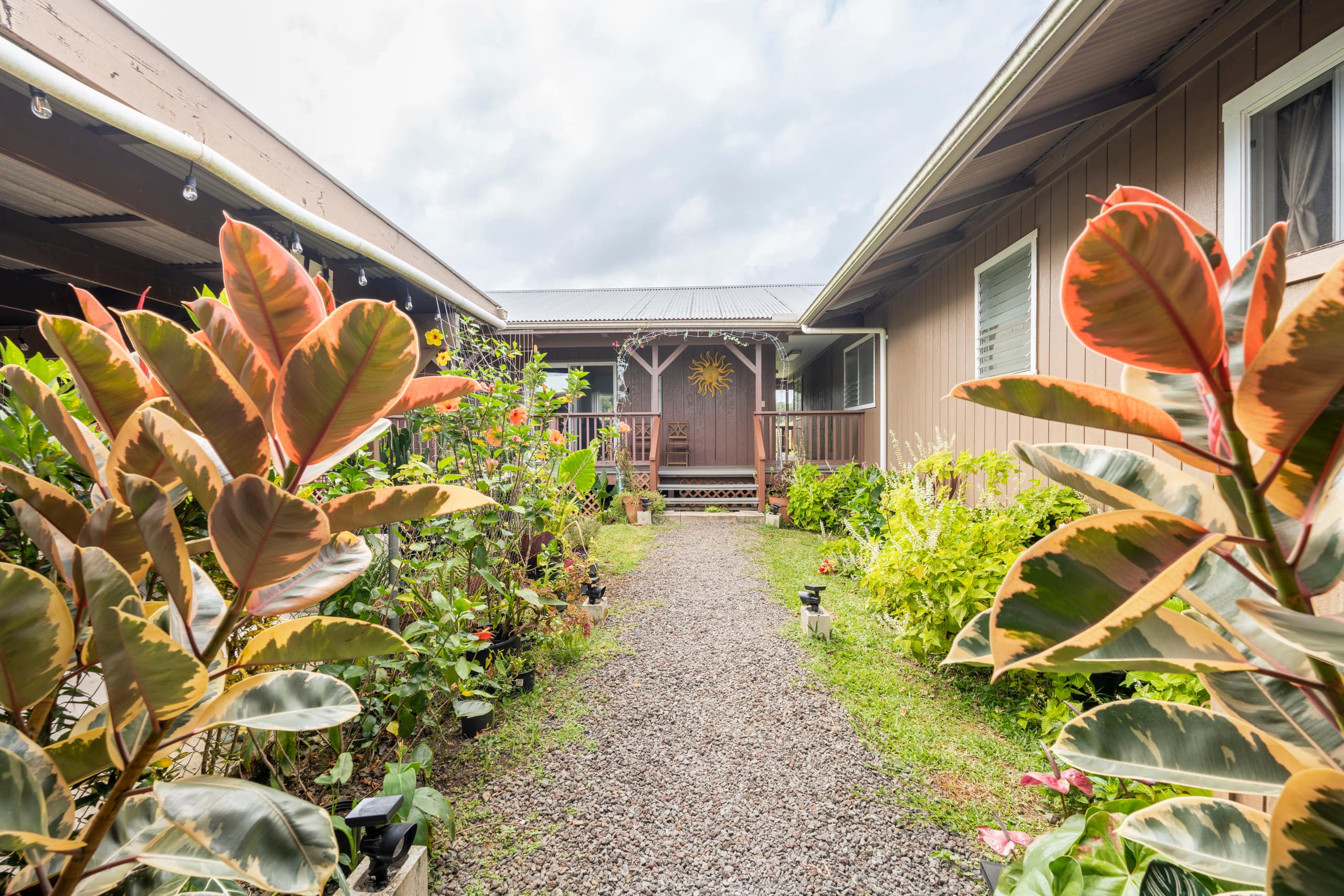 Hawaii Sun Kissed Studio Private Entrance - Photo 16