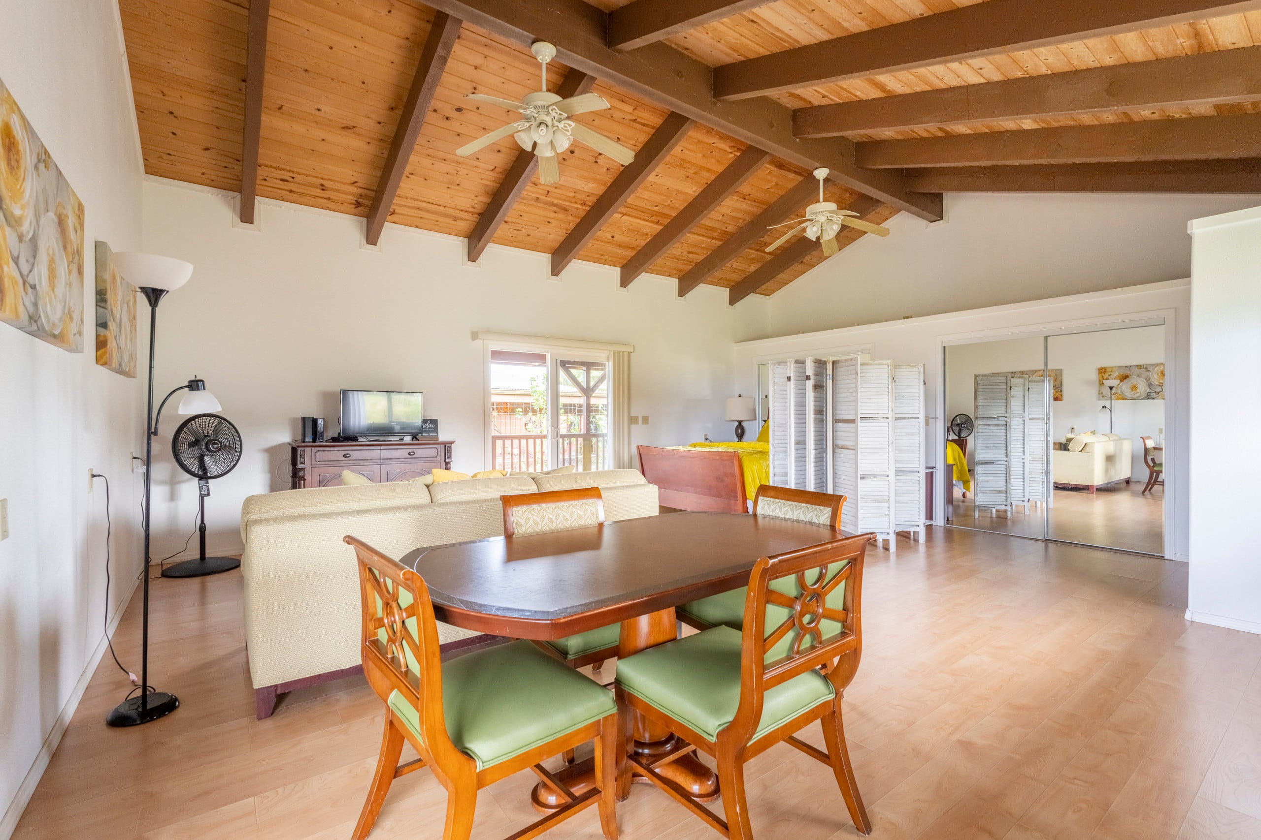 Hawaii Sun Kissed Studio Private Entrance - Photo 11