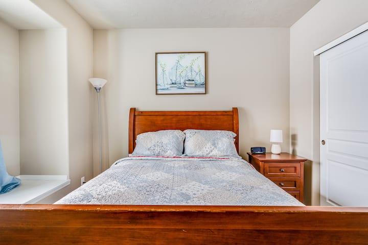 Warm and cozy beds with linens, extra blankets and quilts provided. 