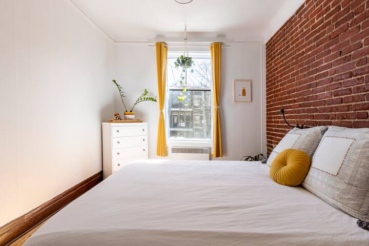 Magnifique condo sur le Plateau-Mont-Royal! gallery image 4