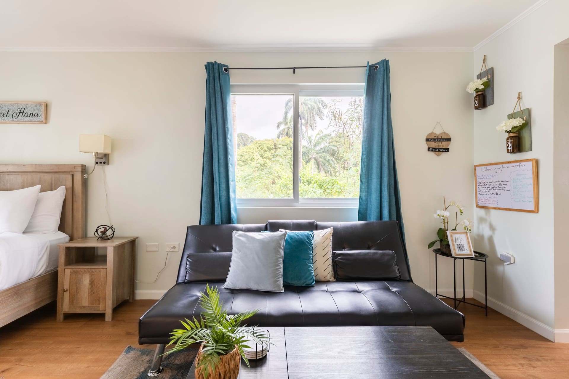 Luxury studio apartment on the Hip strip