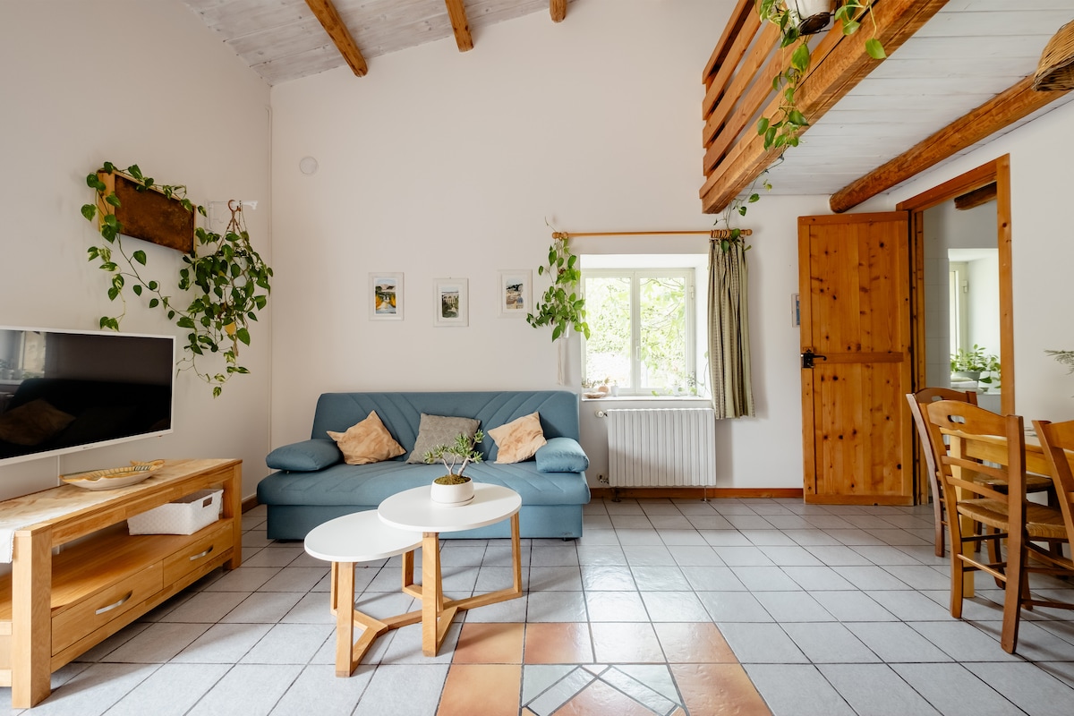 Top Airbnb: BagolaroHouse-Guest Suite in the Hyblean Mountains in Ragusa