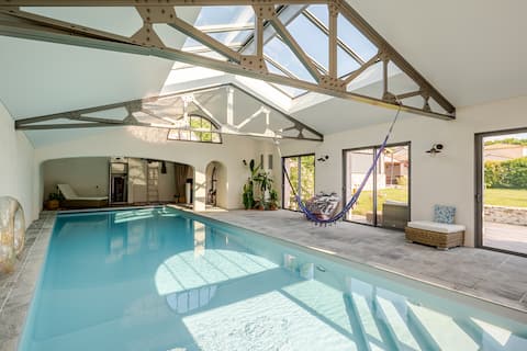 Beautiful cottage with heated indoor pool