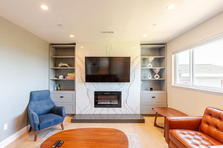 Modern New Remodel Home With Bridge View - Berkeley, CA