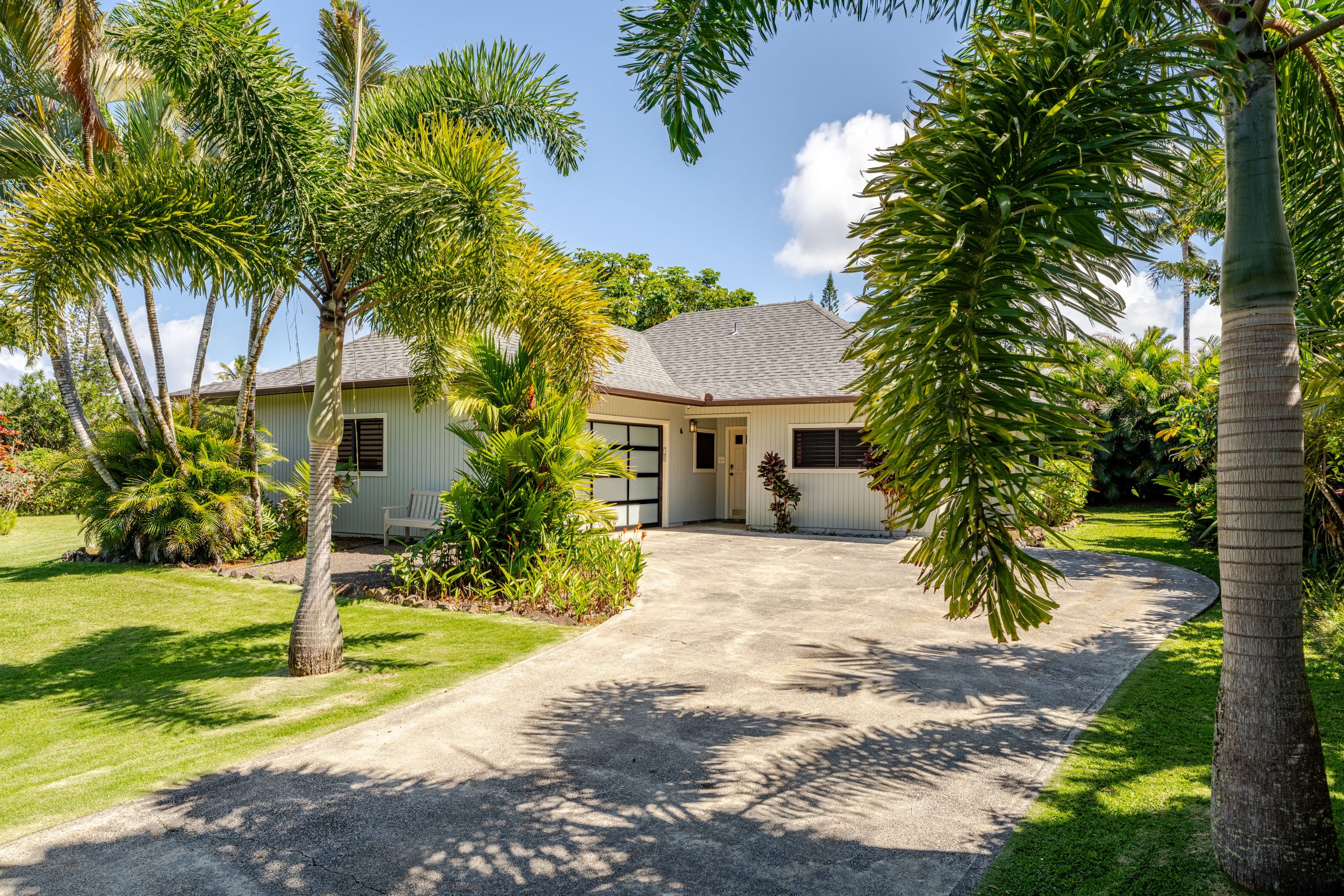 Home in Princeville · ★4.99 · 3 bedrooms · 4 beds · 2 baths - Image 32
