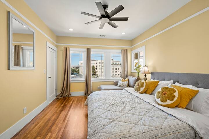 Lake Merritt house gallery image 2