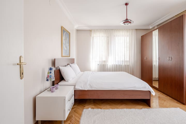 listing_image