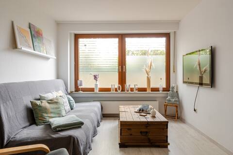 Cozy apartment with good connections