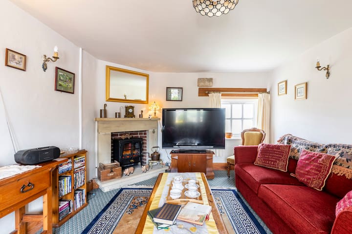 Merril Grove Farm Cottages For Larger Group Stays. - Leek