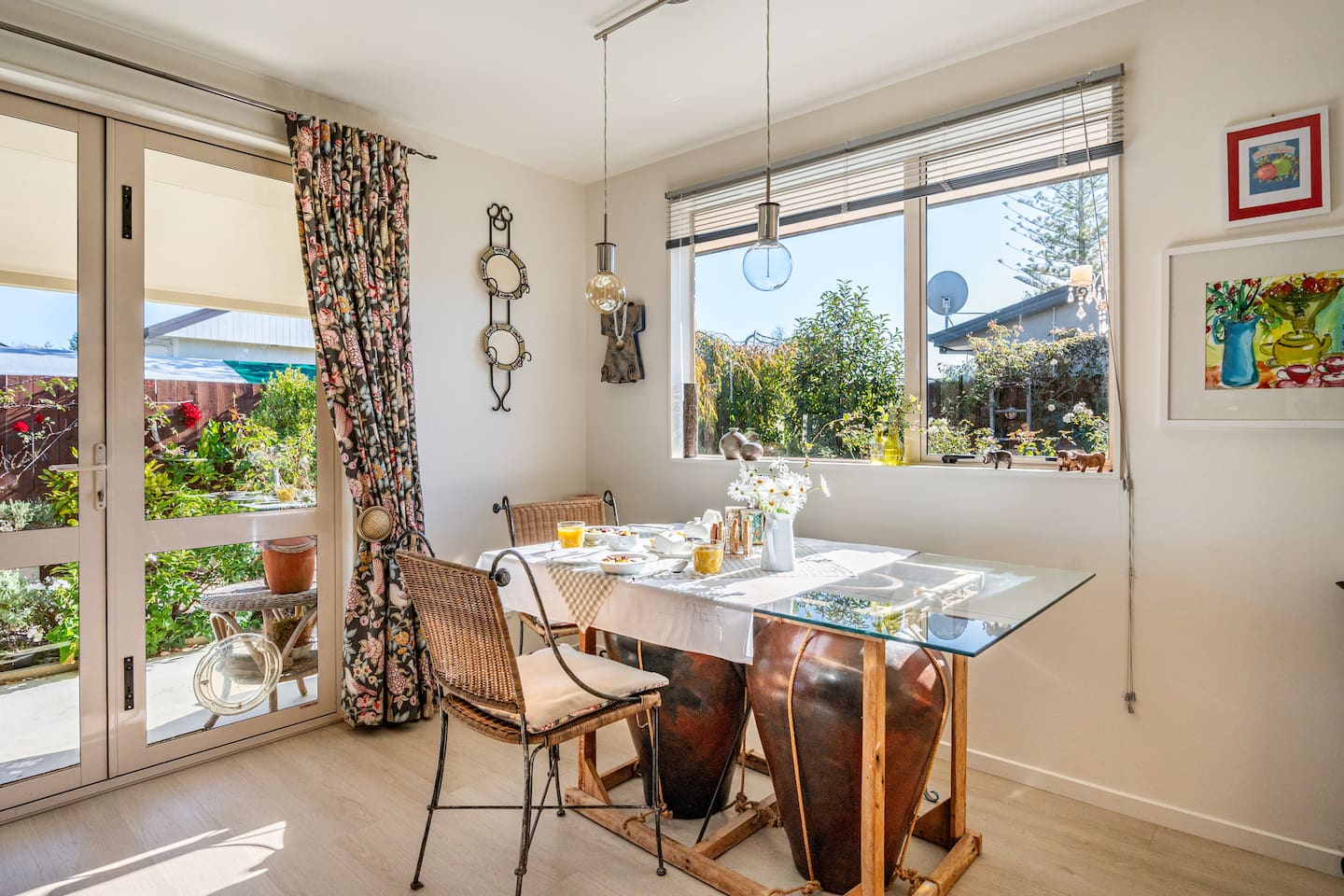 Downtown Motueka, Breakfast,parking,nr Abel Tasman 3