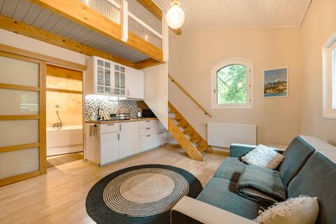 Studio in the heart of nature with Balnéo near the Lake