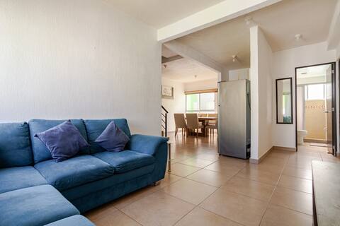 BEAUTIFUL APARTMENT WITH ROOF GARDEN AND POOL.