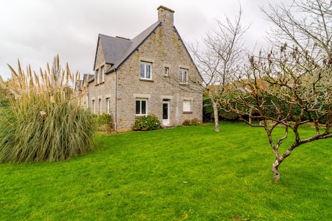 Charming home in a green setting