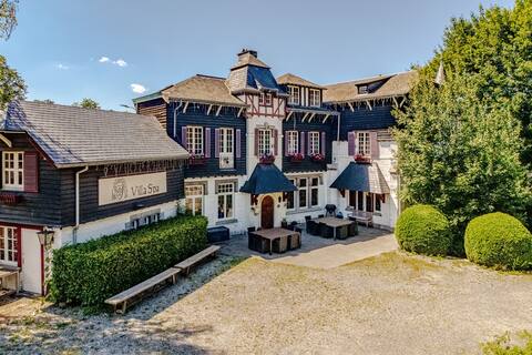 Villa Spa, 10-minute walk to the city center