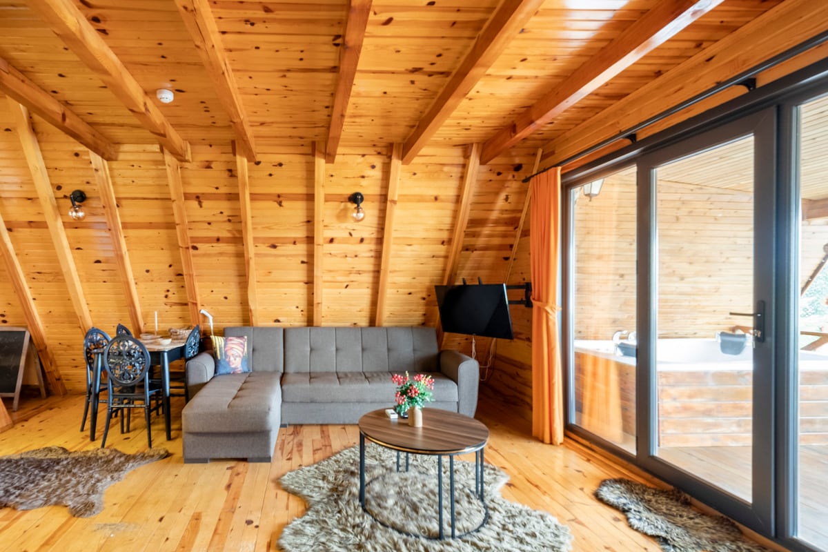 Isıtmalı havuzlu Seyr-i Sapanca Bungalov