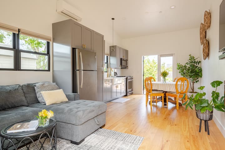 Cozy Vacation Cottage - Arroyo Grande, CA