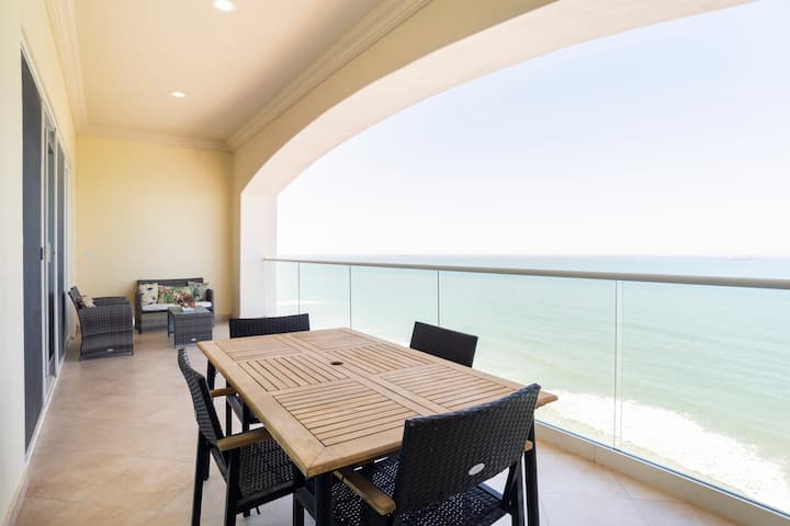 #1402 Rosarito Condominium Ocean View