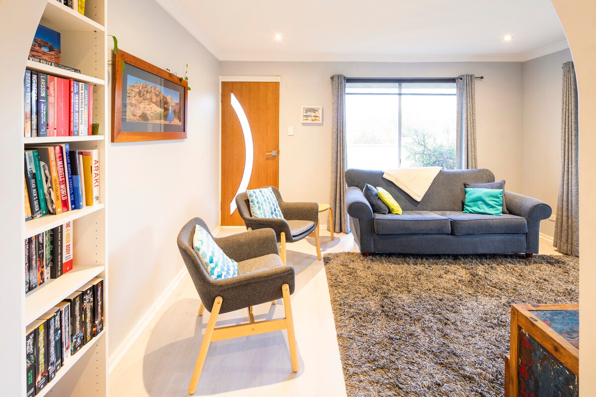 Propiedad de Airbnb exitosa: Santosha Beach Stay - a stroll to the beach en Western Australia