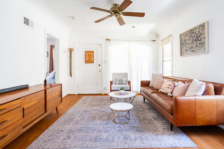 Beautiful 2 bedroom home with huge garden & patio