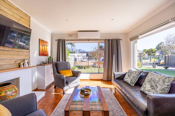 Beautiful, spacious family home with free wifi!