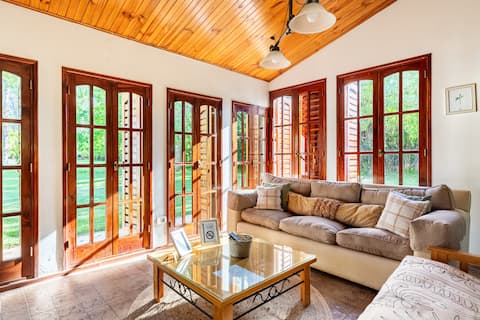 Successful Airbnb property: Chacras de Coria center garden barbecue area pool in Mendoza