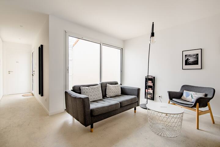 Bordeaux, maison contemporaine gallery image 2