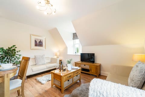 Beautiful two bedroom apartment in Ballater.