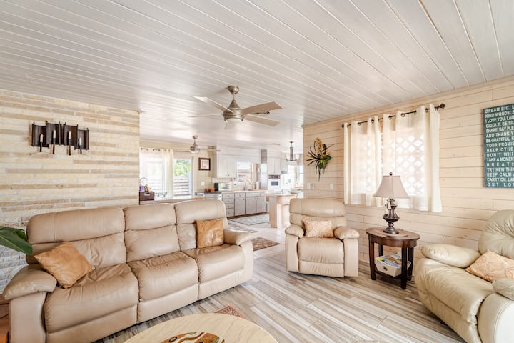 Ripple Inn: 10 Mins To Manasota Beach - Venice Beach, FL