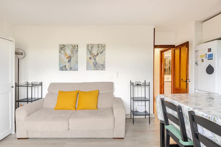 Long Stays · Professionals · Easy Parking - Monasterio