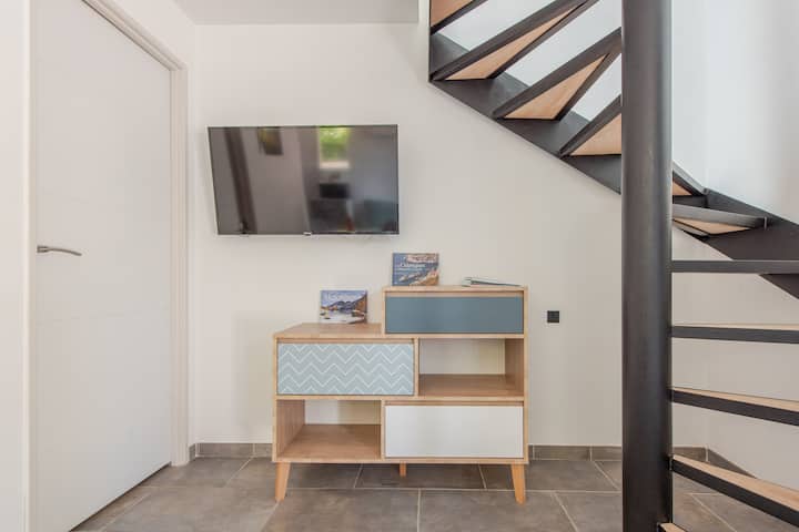 Grand T2 50m2 Climatisé Proche Côte Bleue - Marignane