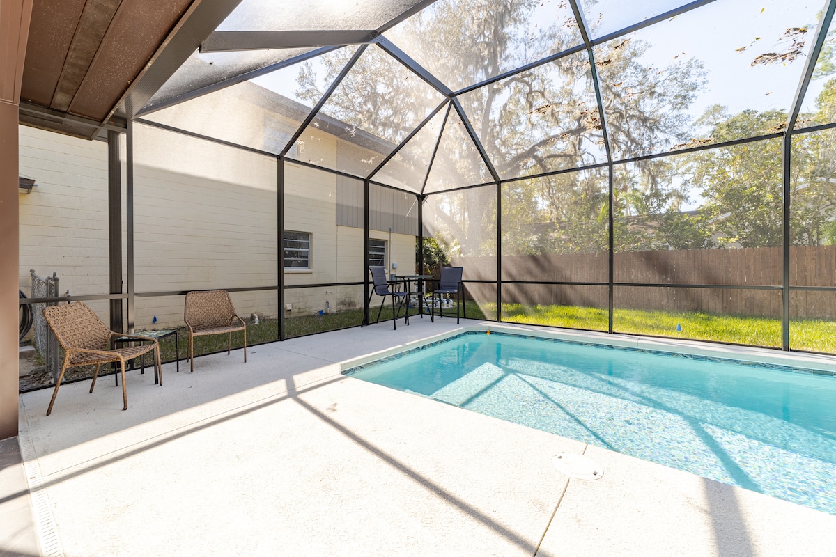 Heated pool, short drive to beach