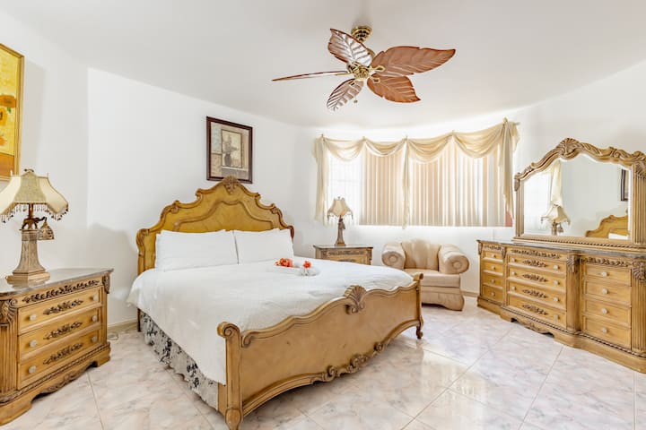 1st Floor - (King Bedroom) Bedroom 1 w/ a private Bathroom and a small connecting kitchen