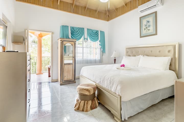 3rd Floor - (King Bedroom) w/ private Bathroom and a balcony