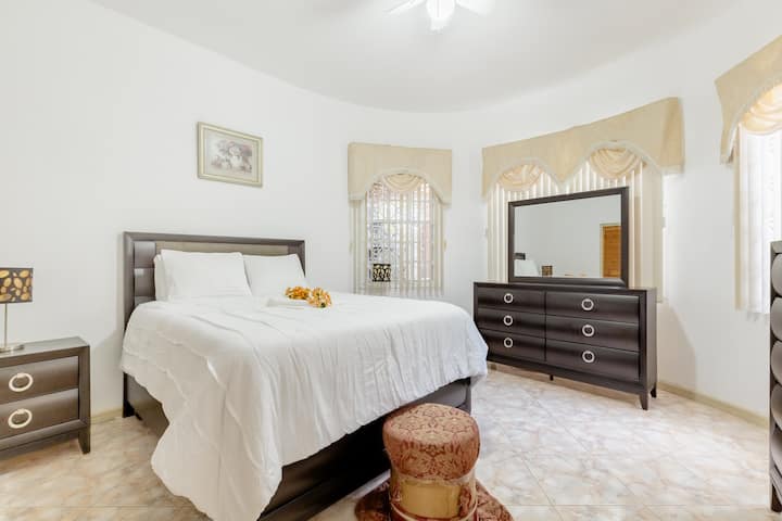 2nd Floor - (Queen Bed) Bedroom 3 w/ private Bathroom