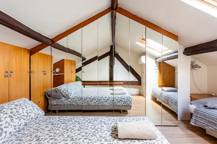 Bedroom 2, Mirror Wardrobe