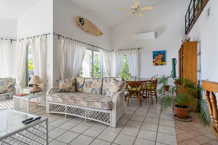 3 Bdrm Condo w/Ocean Views & Private Beach Access