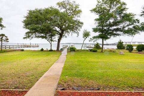 On Allen Time-Cheerful Sound /beachfront Home