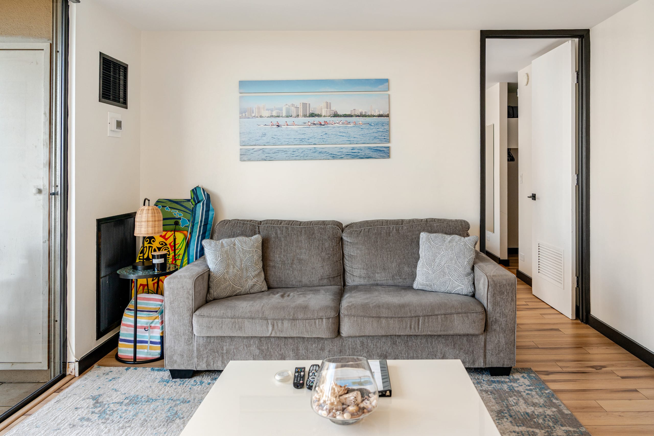Condo in Honolulu · ★4.93 · 1 bedroom · 2 beds · 1 bath - Image 9