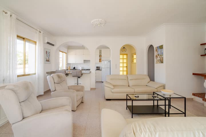 Villa Wilgo, A Paradise Under The Spanish Sun. - Rojales