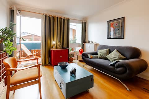 Top Airbnb: Cozy apartment with underground parking space à Angers
