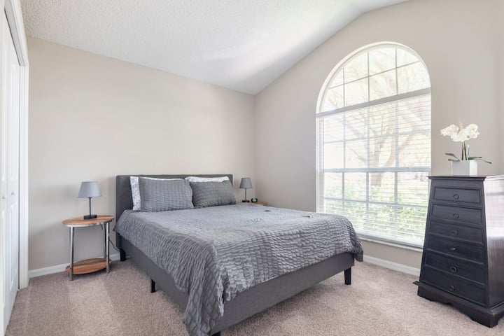 غرفة النوم 1