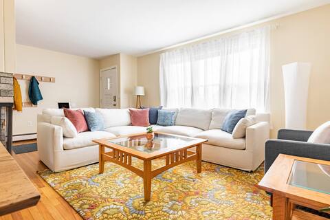 Luxury Urban Farmstay, centrally located